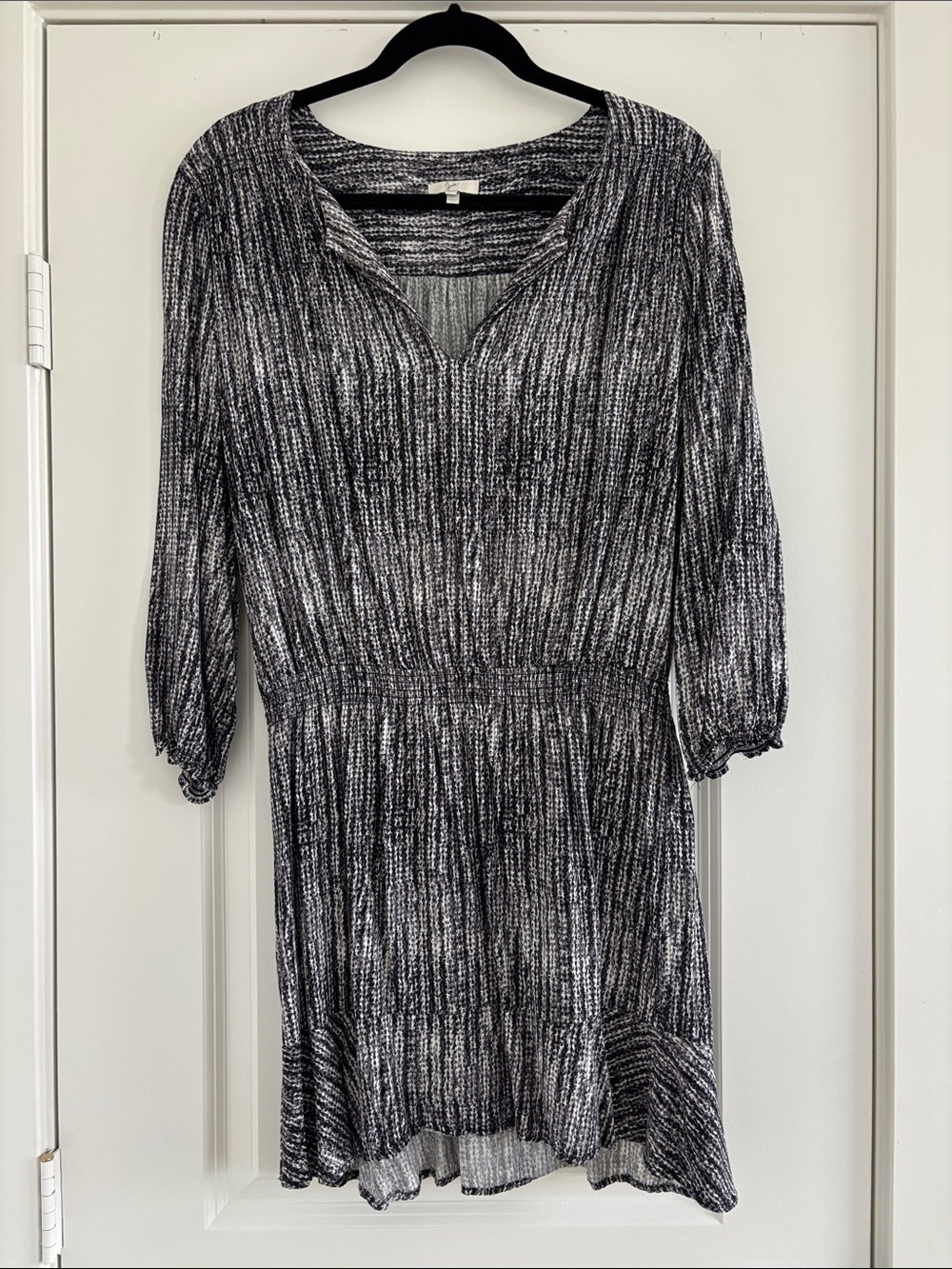 Joie Black and White Textured V-Neck Dress